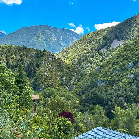 Cal Vilaldach Chalet *